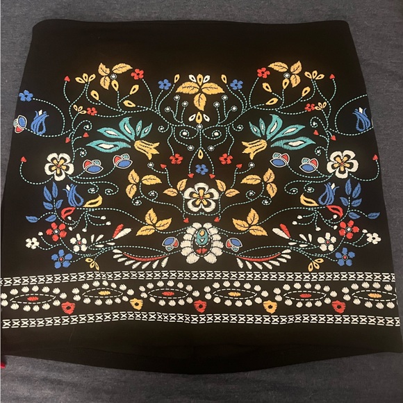 SHEIN Skirt - Picture 1 of 2